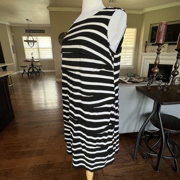 Alfani Sleeveless Knit Dress Plus Size 1X Black White Layered Bandage Stretch - Picture 5 of 15